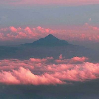 山西平顺县：秋分时节好“丰”景农副产品俏“云端”